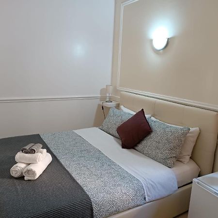 Navona Private Rooms Bnb Rome Exterior photo