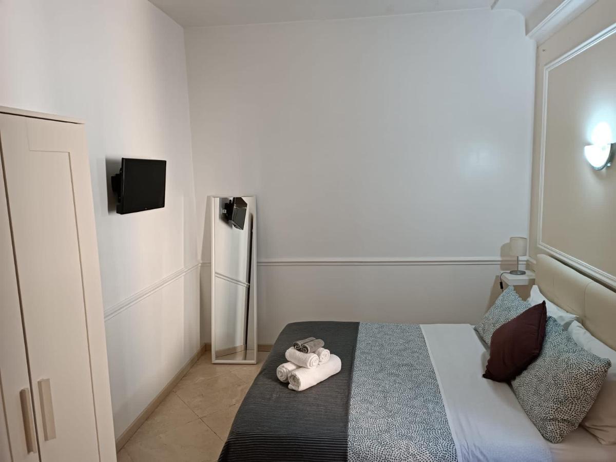 Navona Private Rooms Bnb Rome Exterior photo
