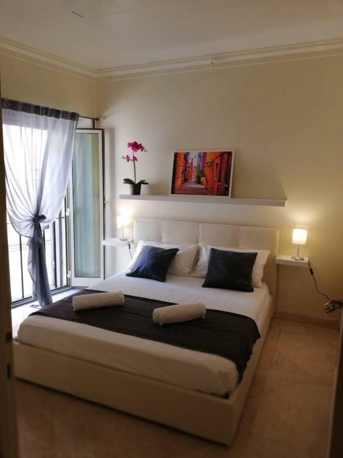 Navona Private Rooms Bnb Rome Exterior photo